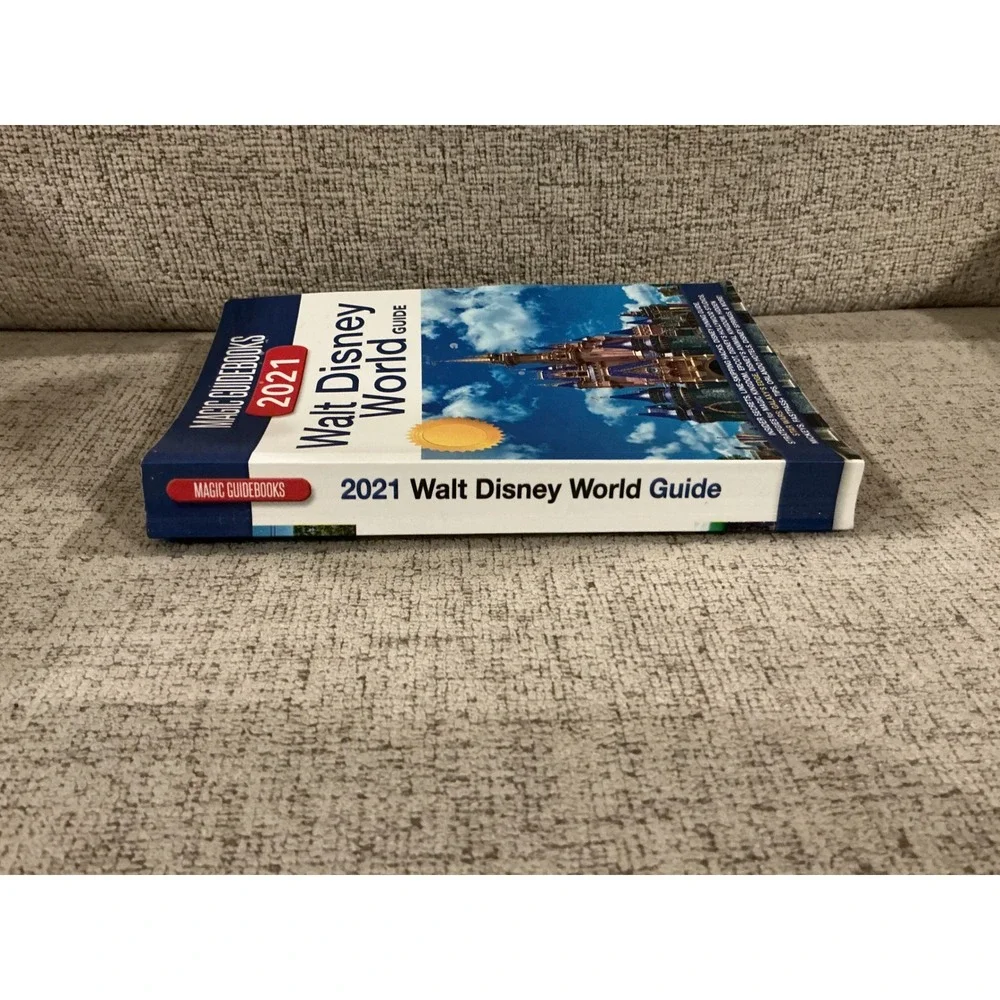 Magic Guidebooks 2021‎ Walt Disney World Guide Paperback Travel Book Orlando
